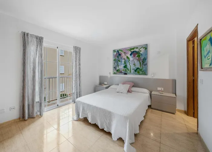 Olot Llenaire * 波连萨港