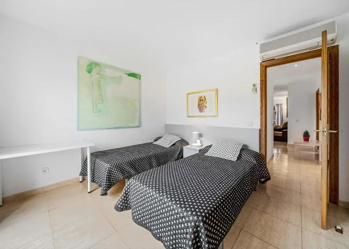 Olot Llenaire Apartmán *